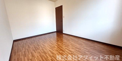 【寝室】 | パルティール春日 | 洋室6帖