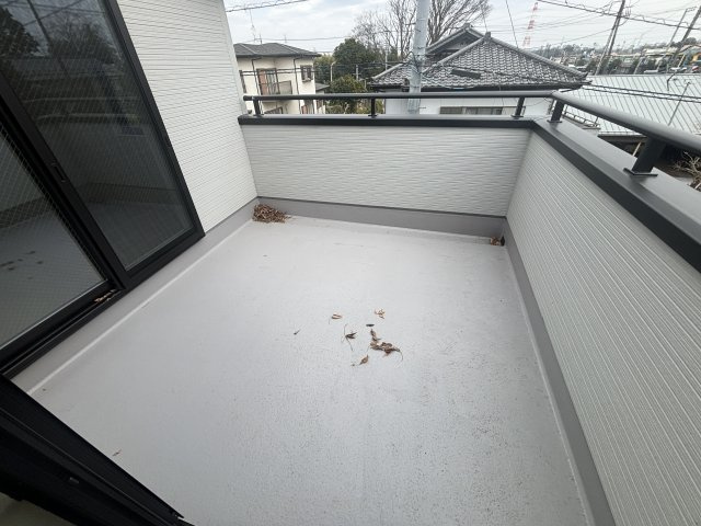 Kolet岩槻城町のバルコニー|暖かな日差しのふりそそぐバルコニー