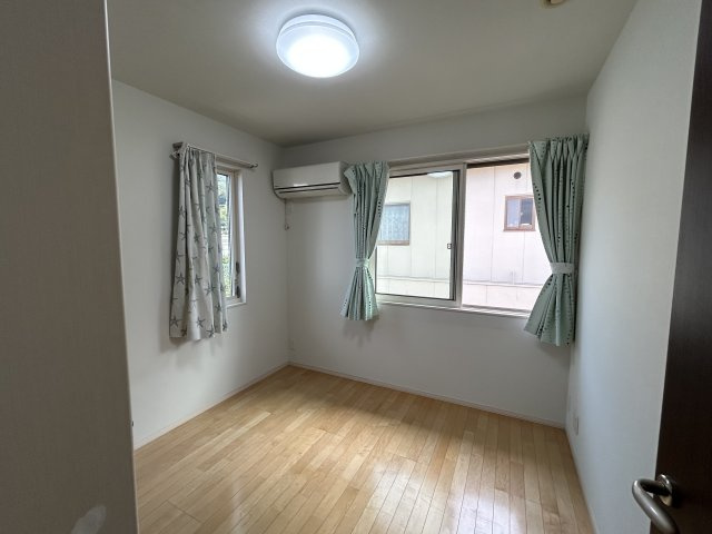 海南市下津町丸田・中古戸建・54506の洋室