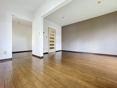 【居間・リビング】 | ドミールヤマノウチＢ | 別部屋写真