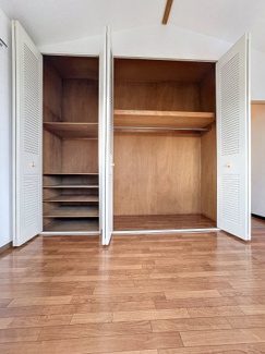 【収納】 | ドミールヤマノウチＢ | 別部屋写真