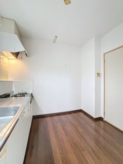 【キッチン】 | ドミールヤマノウチＢ | 別部屋写真