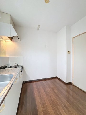 【キッチン】 | ドミールヤマノウチＢ | 別部屋写真