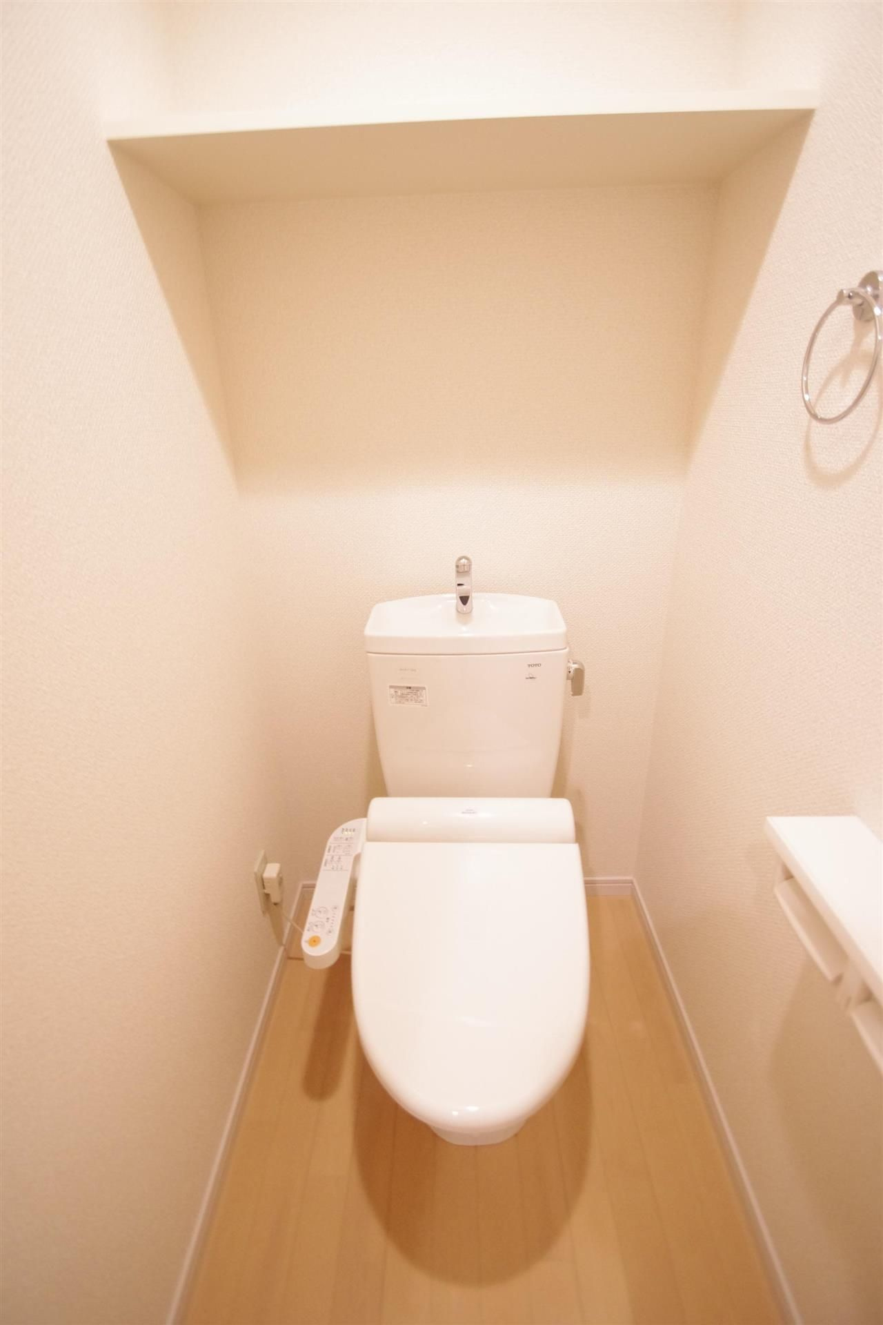熊本市東区下南部３丁目の賃貸マンションのトイレ