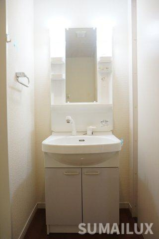 熊本市東区下南部３丁目の賃貸マンションの独立洗面台