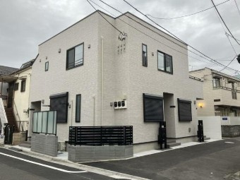 【外観】 | グラナーダ | 落ち着いた雰囲気。