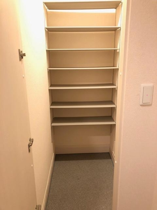 オリーヴァ東櫛原　B棟の内装