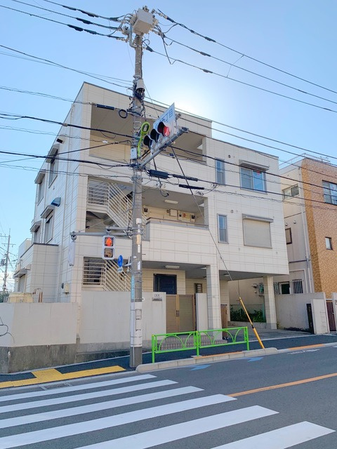 メゾン寺崎の外観