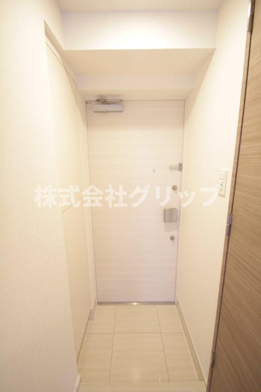 グランリーヴェル横濱南ADELEの玄関