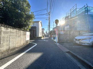 【前面道路含む現地写真】 | 2025年1月9日撮影
現在建築中です。