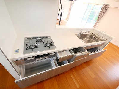 中町戸建のキッチン