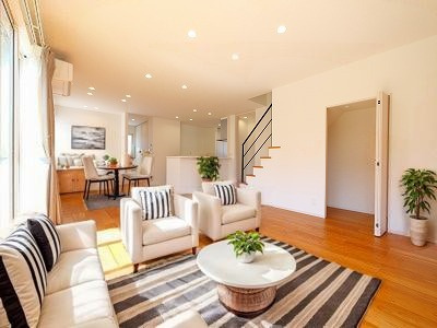 中町戸建の居間・リビング|CGで家具等を配置したもので家具等は含まれません