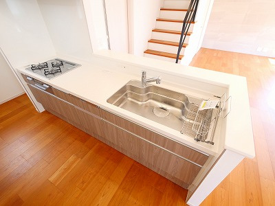 中町戸建のキッチン