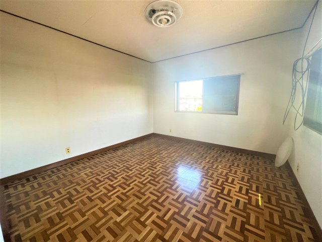 栃木市沼和田町　中古住宅の居間・リビング