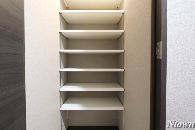 【収納】 | プレサンス　レイズ　泉　高岳駅前 | 便利な収納スペースです
