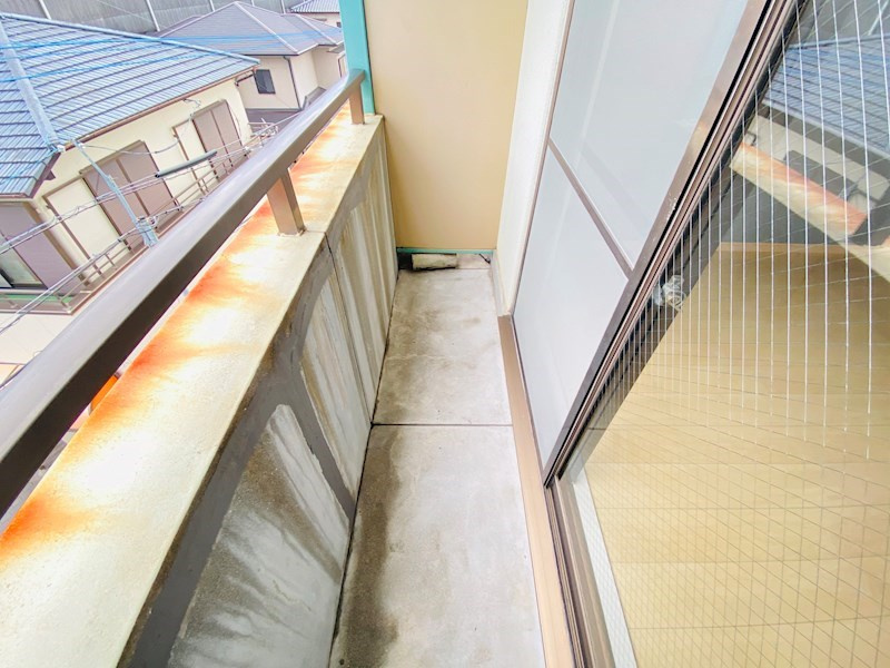 熊本市中央区水前寺６丁目のアパートのバルコニー