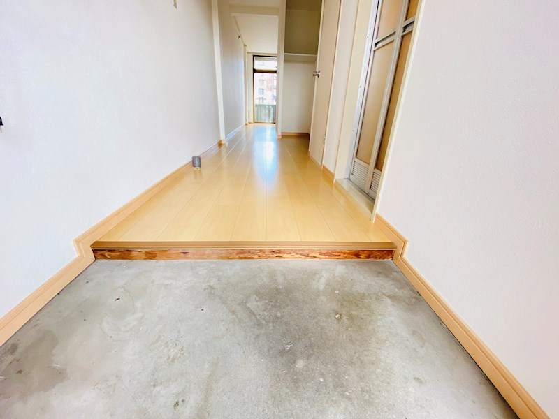 熊本市中央区水前寺６丁目のアパートの玄関