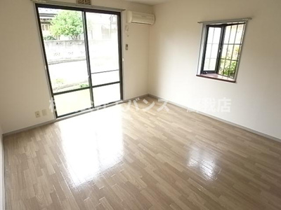 【寝室】 | コーポフリーダム | 落ち着いて過ごせるお部屋なので、寝室にいかがでしょうか