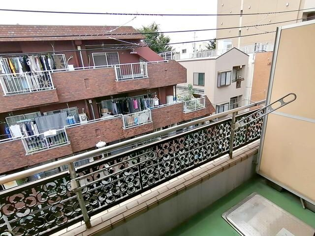 【バルコニー】