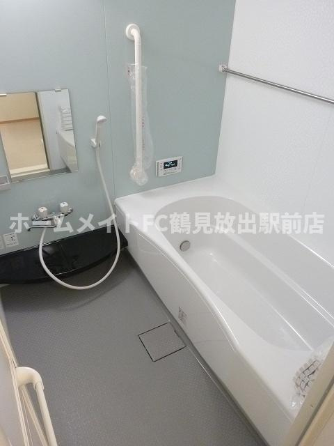 東大阪市稲田本町１丁目のハイツの浴室