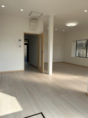 【居間・リビング】 | 玉名郡長洲町大字長洲　戸建て