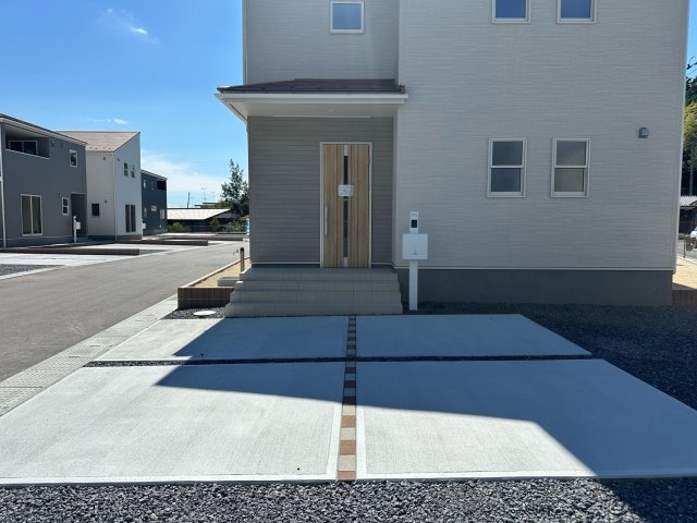 【新築戸建】【キャンペーン実施中！】さらに値下げ！内郷御台境町第3※子育て支援対象※の駐車場|11号棟　カースペースです。