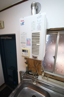 【設備】 | 本松葉ビル | 瞬間湯沸かし器