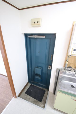 【玄関】 | 本松葉ビル