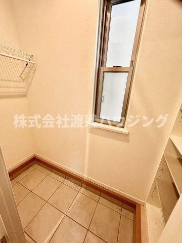 LacollineSenriokaの収納|シューズウォークイン