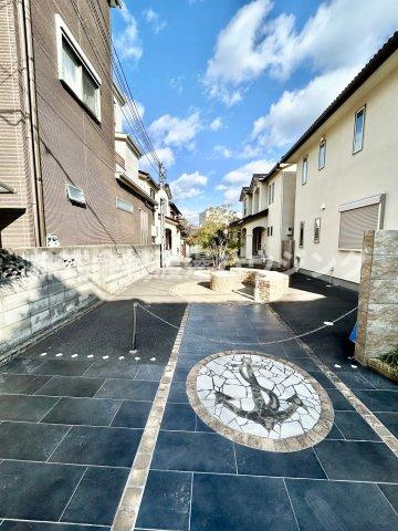 LacollineSenriokaのエントランス