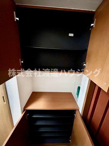 テラジハイツ2号館の収納|玄関収納