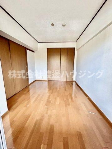 テラジハイツ2号館の寝室