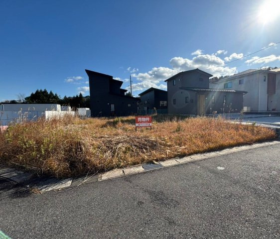 【前面道路含む現地写真】の画像