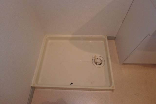 半田第３ロイヤルマンションの内装|別部屋同間取りのお写真となります。参考にご覧くださいませ。