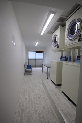 【その他共用部分】 | ビレッジ西野 | コインランドリー