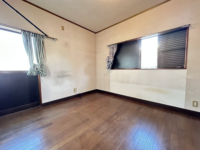 【洋室】 | S様塩屋町戸建て