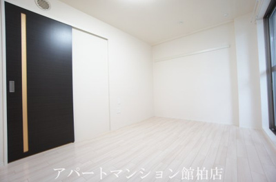 【寝室】 | レアリゼ