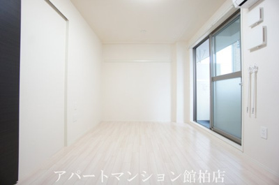 【洋室】 | レアリゼ