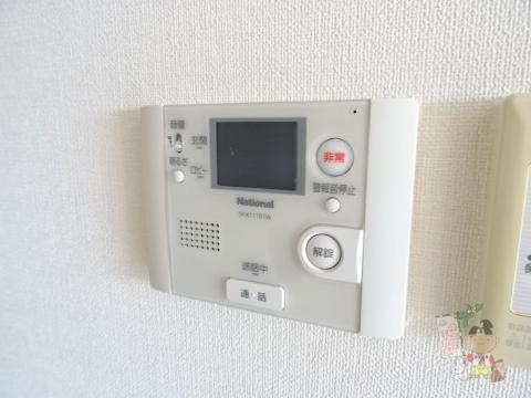 フィネス下中野のセキュリティ|カメラ付インターホン