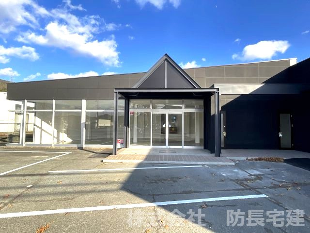小鯖テナントの外観|自動ドア付です