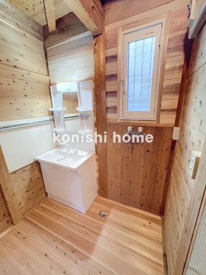 【洗面所】 | 木造りの家　1号棟