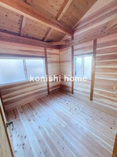 【洋室】 | 木造りの家　1号棟