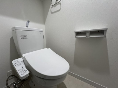 【トイレ】 | LIBTH香椎駅前 | 別号室の写真になります。現況優先。