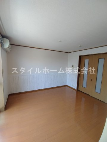 メゾンKの居間・リビング|おしゃれな居間です