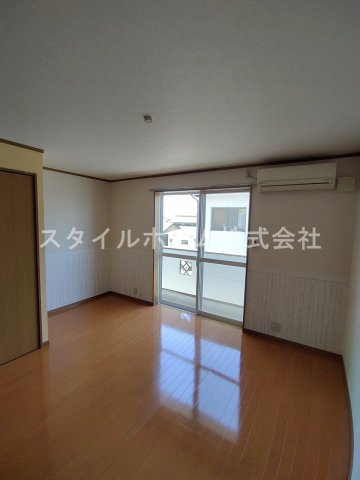 メゾンKの居間・リビング|使いやすいリビングです