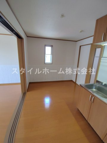 メゾンKの居間・リビング|ゆったりとした居間です