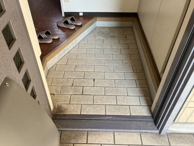 構壱番館Ｃ棟の玄関