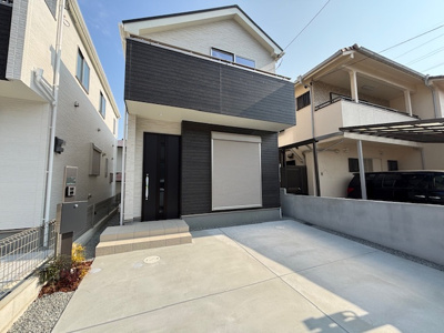 【外観】 | 神戸市垂水区狩口台2丁目　新築戸建1号棟　仲介手数料無料！ | 落ち着いた雰囲気の外観です