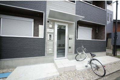 半田市船入町一棟アパートのエントランス