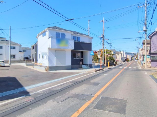 ふじみ野市大井中央１丁目の新築一戸建の前面道路含む現地写真